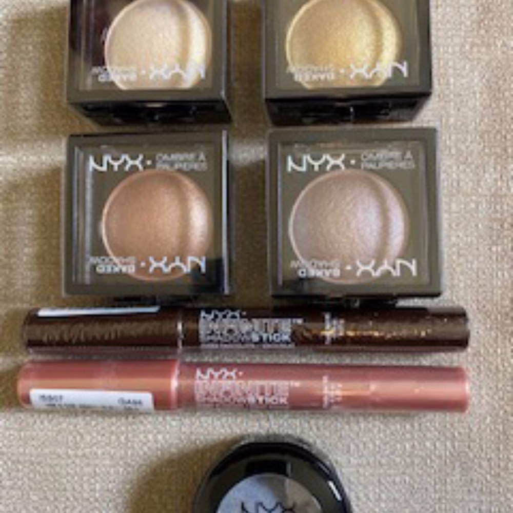 NYX Makeup Eye Shadow Bundle - BRAND NEW